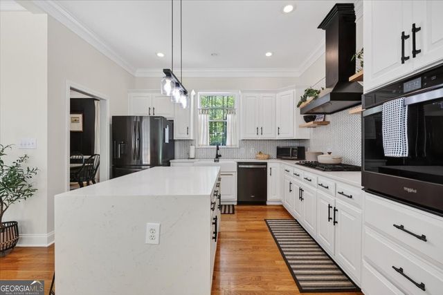 117 Island View Drive, Lizella, GA 31052