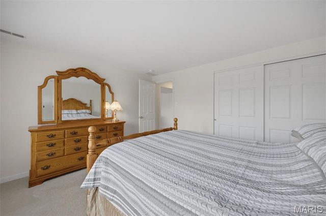 313 Holloway Ridge Court, Ballwin, MO 63011