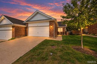 313 Holloway Ridge Court, Ballwin, MO 63011