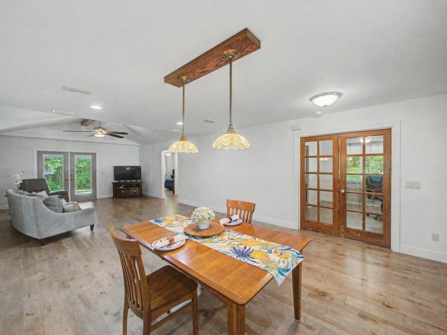 5625 SE Ault Avenue, Stuart, FL 34997