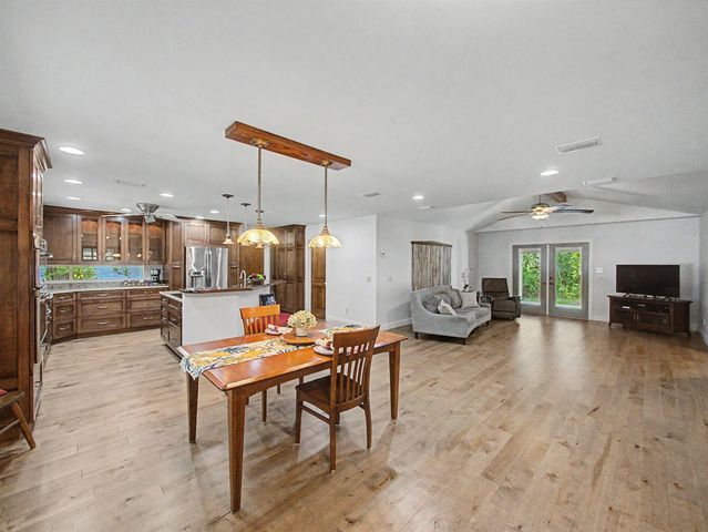 5625 SE Ault Avenue, Stuart, FL 34997