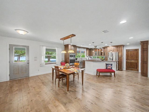 5625 SE Ault Avenue, Stuart, FL 34997