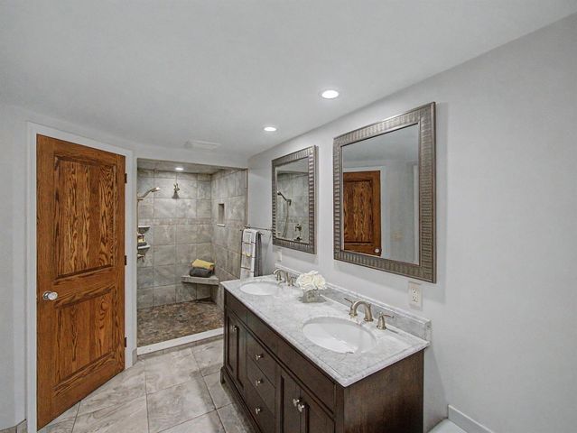 5625 SE Ault Avenue, Stuart, FL 34997