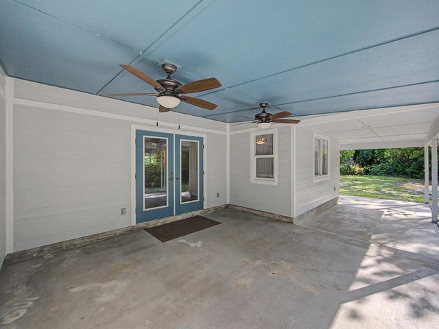 5625 SE Ault Avenue, Stuart, FL 34997