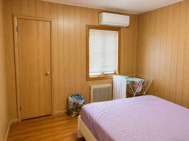 49 Garden Boulevard, Hicksville, NY 11801