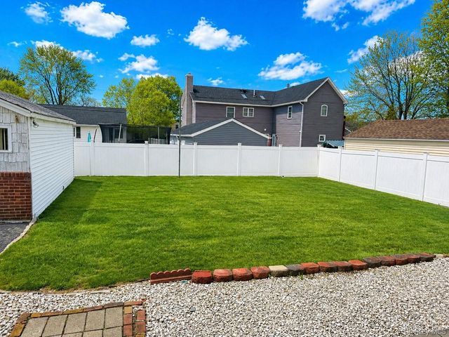 49 Garden Boulevard, Hicksville, NY 11801