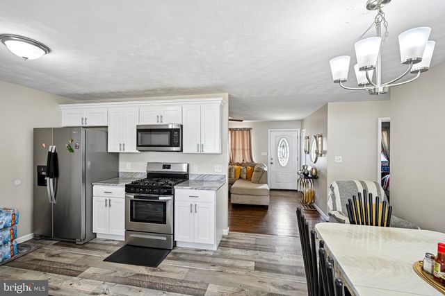 1035 SWENLIN DR, Vineland, NJ 08360