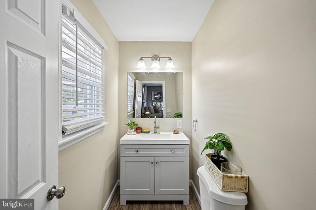1035 SWENLIN DR, Vineland, NJ 08360