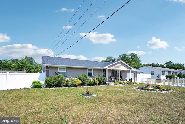 1035 SWENLIN DR, Vineland, NJ 08360