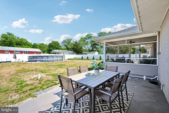 1035 SWENLIN DR, Vineland, NJ 08360