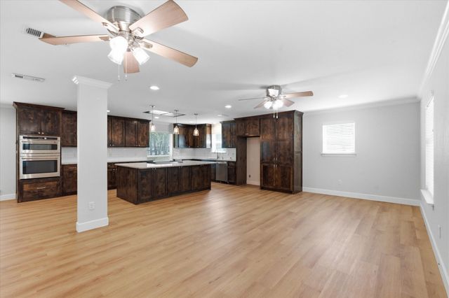 4308 Borden Drive, Arlington, TX 76017