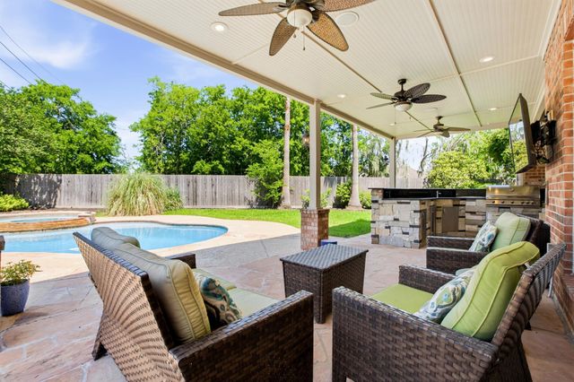 8902 Dakota Court, Missouri City, TX 77459