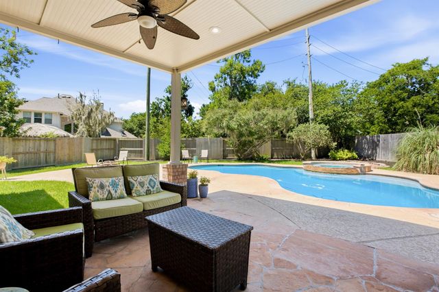 8902 Dakota Court, Missouri City, TX 77459