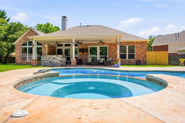 8902 Dakota Court, Missouri City, TX 77459