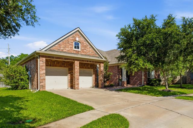 8902 Dakota Court, Missouri City, TX 77459