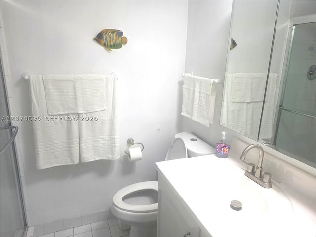 5151 Collins Ave 826, Miami Beach, FL 33140