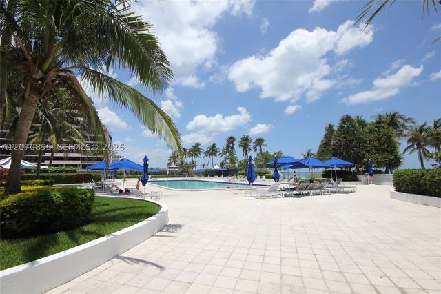 5151 Collins Ave 826, Miami Beach, FL 33140