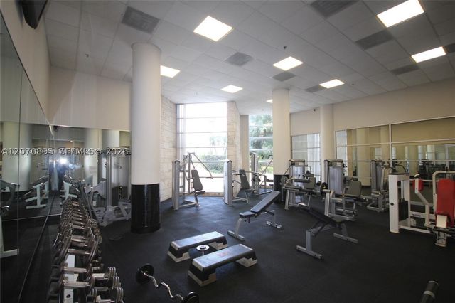 5151 Collins Ave 826, Miami Beach, FL 33140
