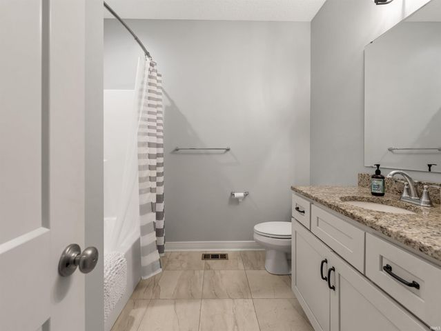 252 Elderwood Court, Fort Wayne, IN 46845