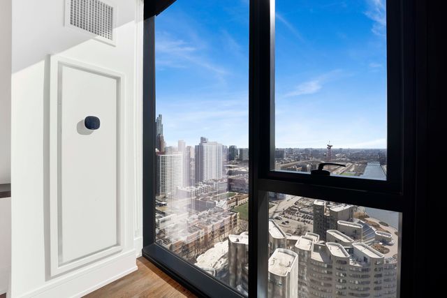 234 W Polk Street 2903, Chicago, IL 60607