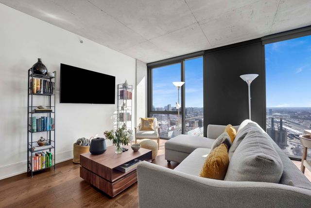 234 W Polk Street 2903, Chicago, IL 60607