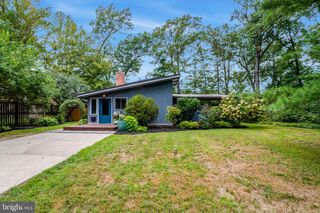 3322 ELM TER, Falls Church, VA 22042