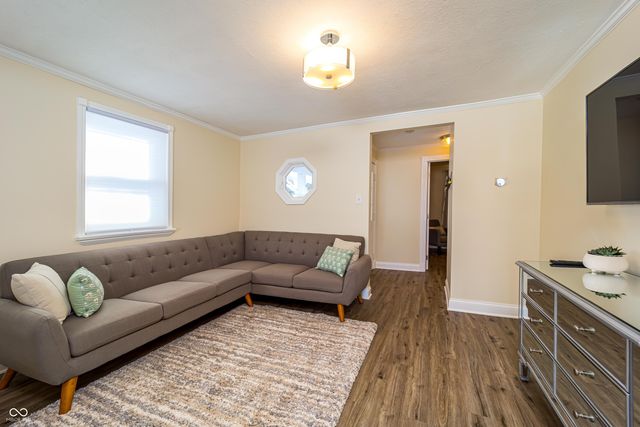 388 W Pearl Street, Greenwood, IN 46142