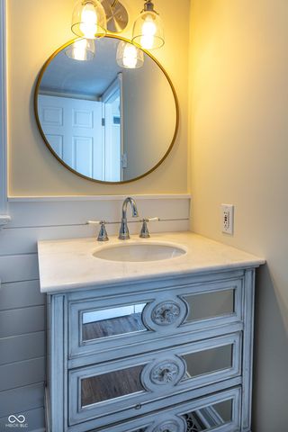 388 W Pearl Street, Greenwood, IN 46142