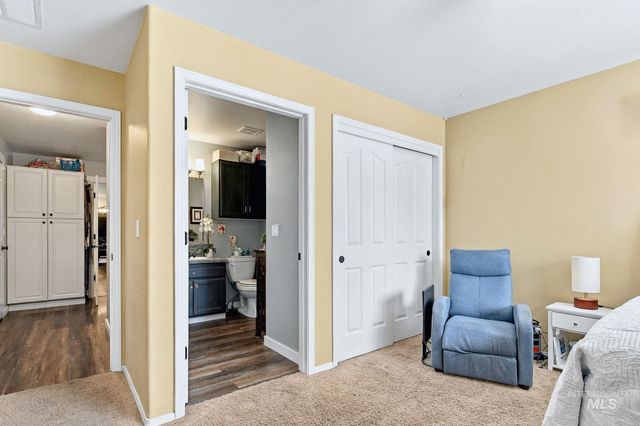 794 E Martinique Dr, Meridian, ID 83642