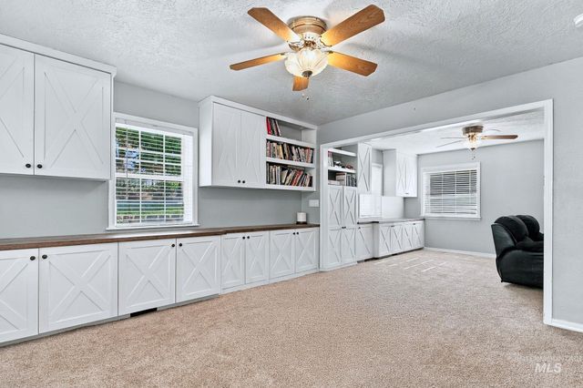 794 E Martinique Dr, Meridian, ID 83642