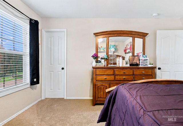 794 E Martinique Dr, Meridian, ID 83642