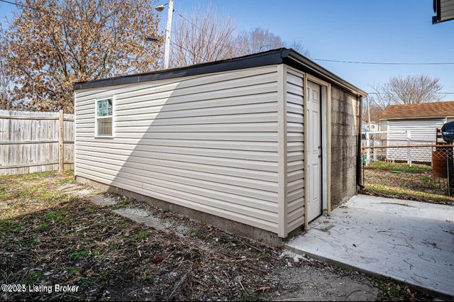 2919 Montgomery St, Louisville, KY 40212