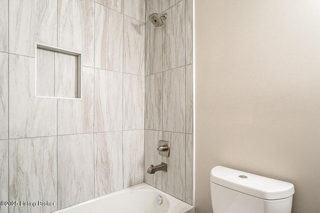 2919 Montgomery St, Louisville, KY 40212