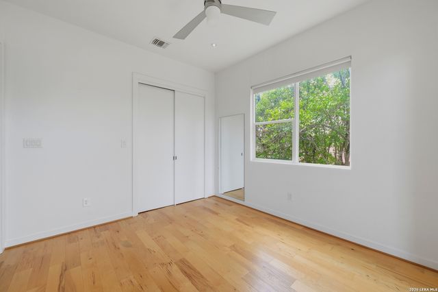 128 Marcia Pl Apt 202, San Antonio, TX 78209