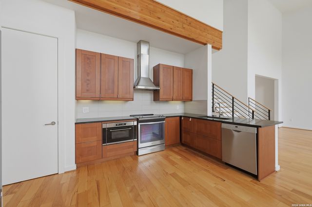 128 Marcia Pl Apt 202, San Antonio, TX 78209