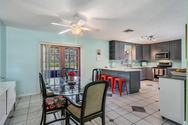 2522 E 149TH AVENUE, Lutz, FL 33559