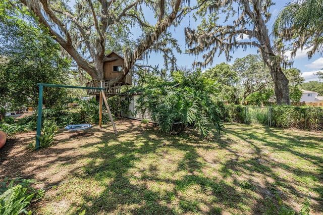 2522 E 149TH AVENUE, Lutz, FL 33559