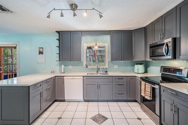 2522 E 149TH AVENUE, Lutz, FL 33559