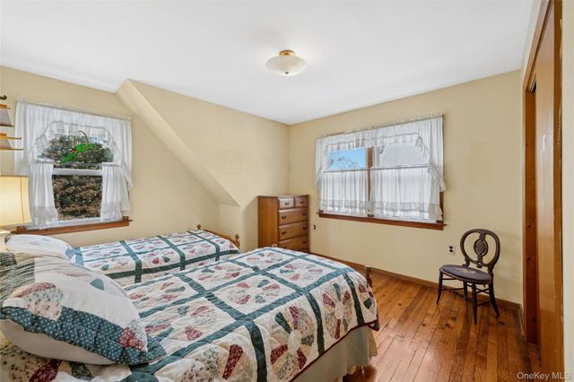 529 7th Avenue, New Hyde Park, NY 11040