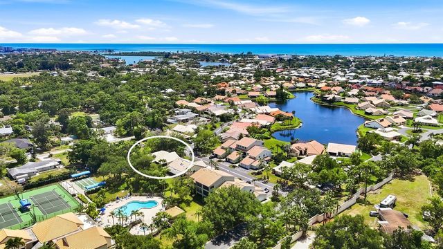 216 CARRIAGE HOUSE LANE 216, Nokomis, FL 34275