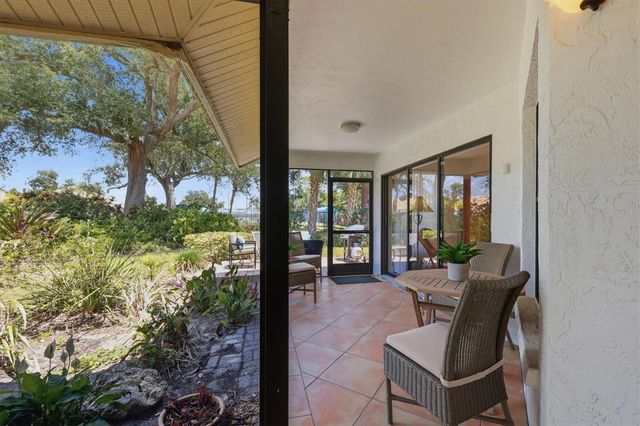 216 CARRIAGE HOUSE LANE 216, Nokomis, FL 34275
