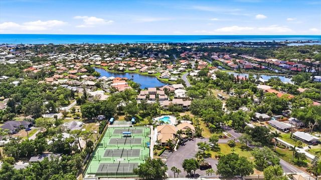 216 CARRIAGE HOUSE LANE 216, Nokomis, FL 34275