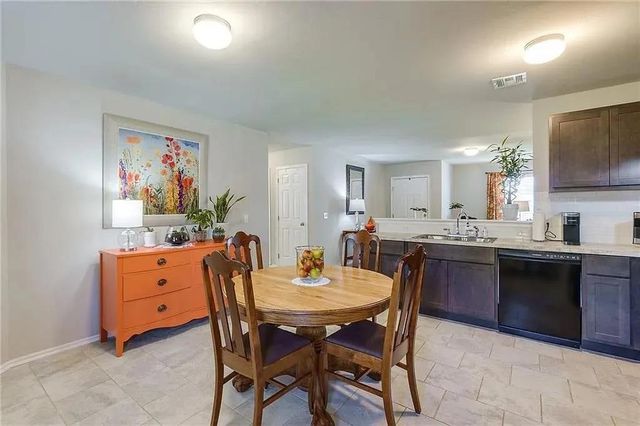 10120 Sussex Place, Oklahoma City, OK 73120