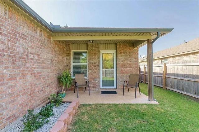 10120 Sussex Place, Oklahoma City, OK 73120