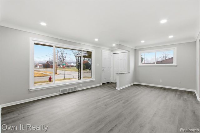 9101 Sioux, Redford, MI 48239