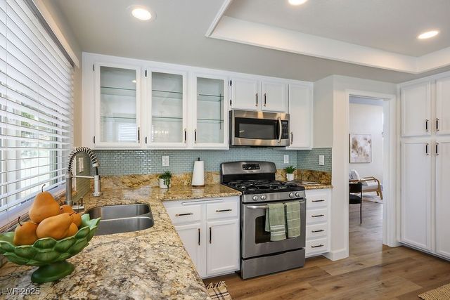 1360 Red Hollow Drive, North Las Vegas, NV 89031