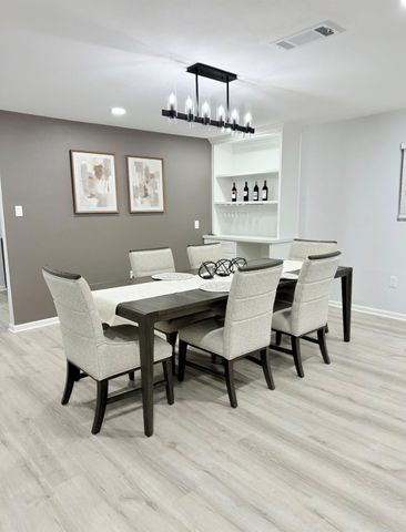 11402 Ash Creek Drive, Houston, TX 77043