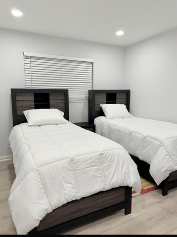 11402 Ash Creek Drive, Houston, TX 77043