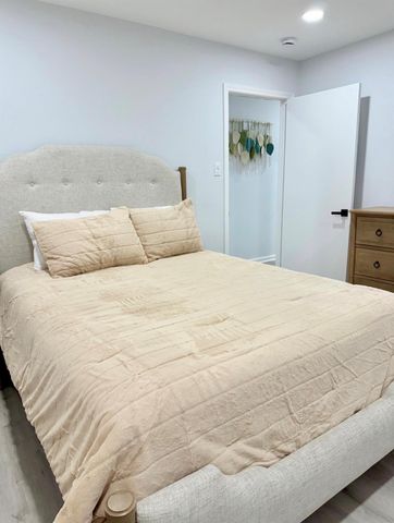 11402 Ash Creek Drive, Houston, TX 77043