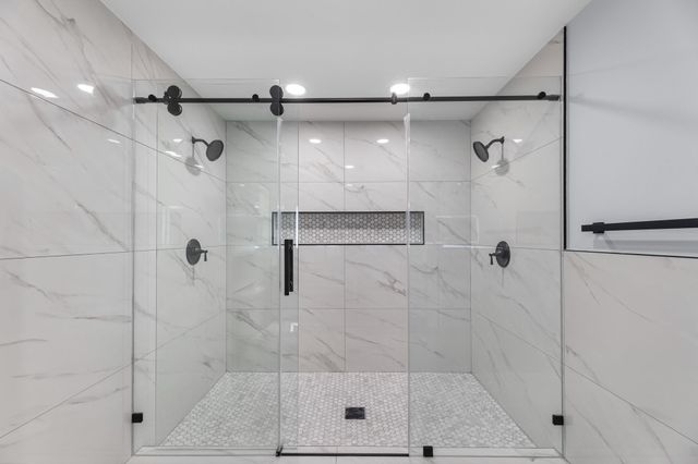 11402 Ash Creek Drive, Houston, TX 77043